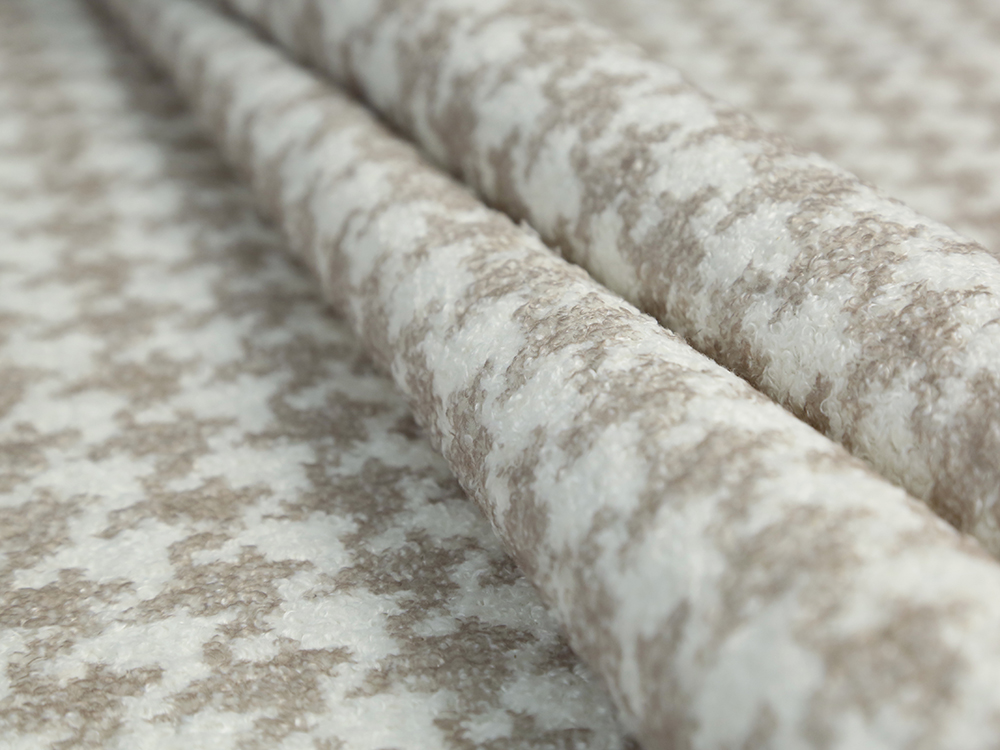 FLUFFY PLAID 23 COCOA