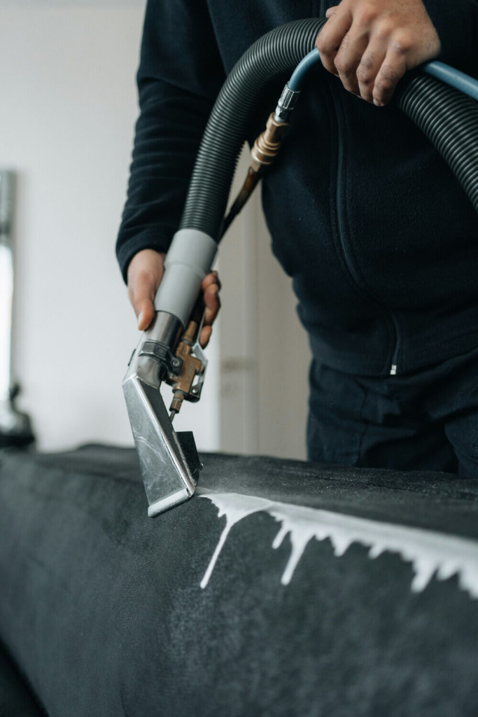 Пена для чистки замши