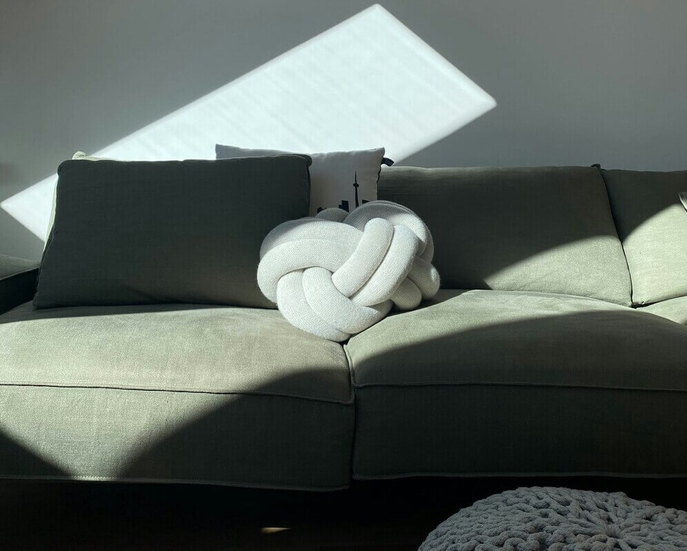 Почему букле стало популярным в мебельном дизайне