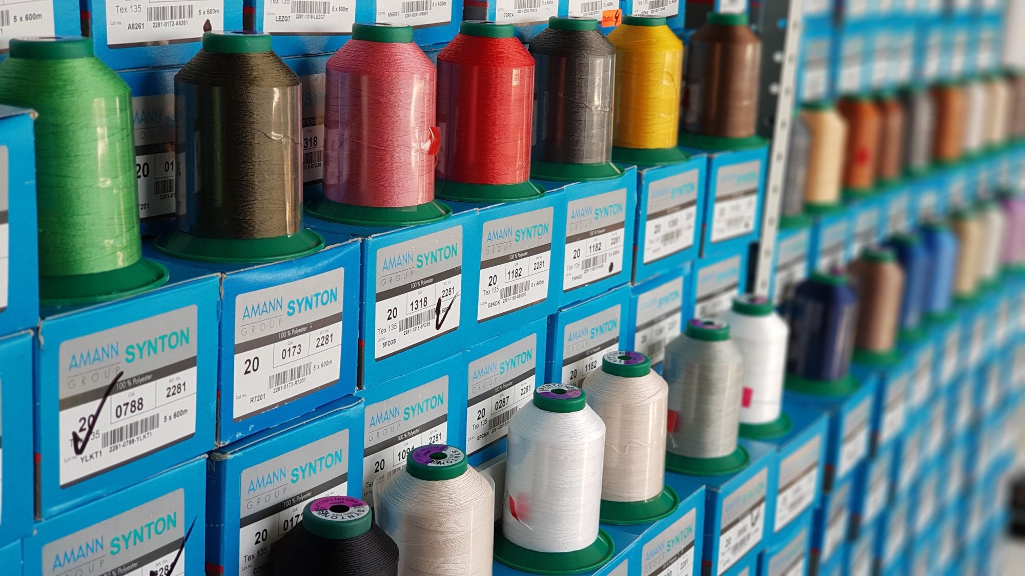 Нитки SYNTON  Синтон 020/2500м